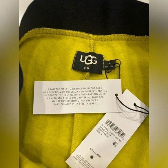UGG Women's Chrissy Short Checks Size M - Picture 6 of 10
